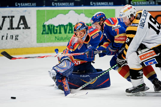 Gustaf Wesslau, målvakt, och Andreas Holmqvist,