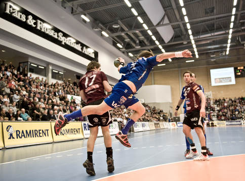 Anders Hallberg, Lugi. Genre