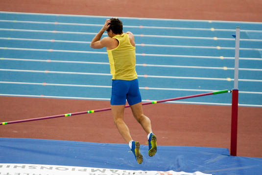 Linus Thörnblad, Sverige ser ribban ramla ner