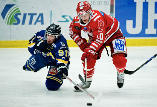 Björn Melin, HV71, slänger sig