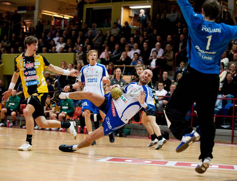 Hasse Karlsson, Ystad