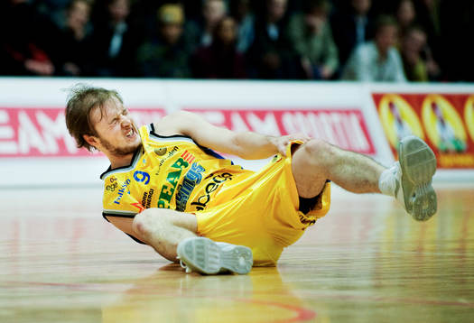 Juha Sten, Solna, har ont