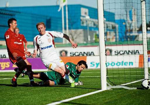 Xhevdet Llumnica, Assyriska, jubel