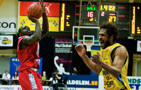 Olivier Ilunga, Sundsvall och Lesli Myrthil, Solna