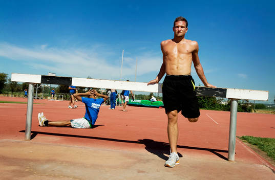 Linus Thörnblad  tränar