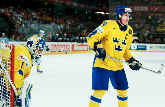 Stefan Liv, målvakt och Kenny Jönsson