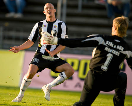 Pär Cederqvist, Landskrona har en chans mot Mattias Asper,