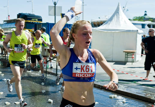 Leena Puotiniemi -76, Finland