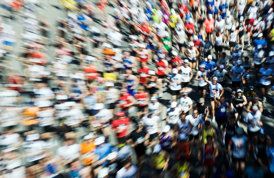 Starten i årets Marathon. Start, genre