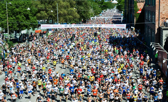 Starten i årets Marathon. Start, genre