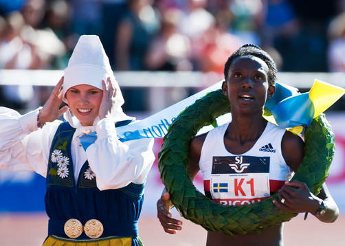 Isabellah Andersson -80, Hässelby SK vann årets Marathon