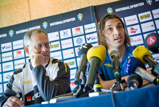 Bläddra bland fler bilder av Fotboll, VM-Kval, Sverige A