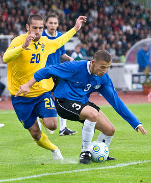 Emir Bajrami, Sverige och Martin Tsegodajev, Estland
