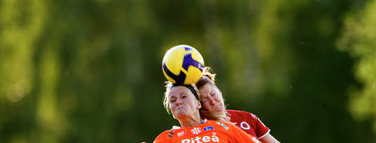 Kaylyn Kyle och Therese Persson, nickduell