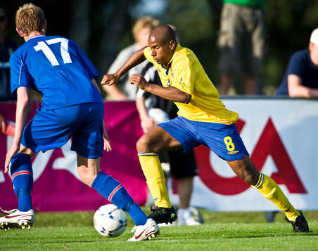 Simon Leonidsson, Sverige