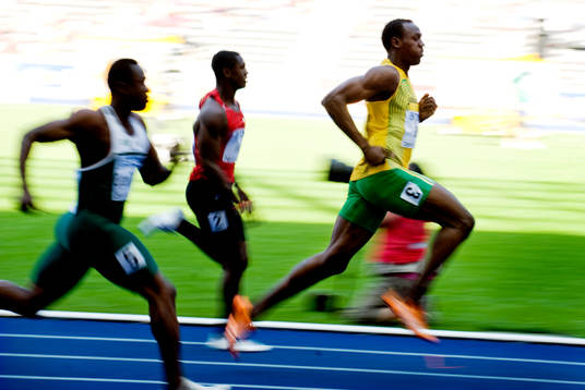 Usain Bolt, Jamaica vann lätt