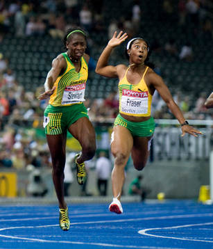Shelly-Ann Fraser, Jamaica, tog guld. Kerron Stewart,