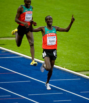 Ezekiel Kemboi, Kenya vann finalen