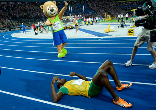 Usain Bolt, Jamaica slog världsrekord