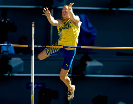 Daniel Almgren, Sverige