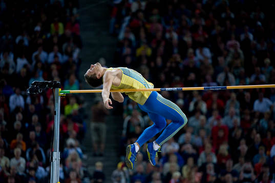 Linus Thörnblad, Sverige