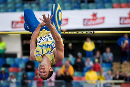 Linus Thörnblad, Sverige