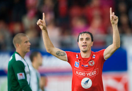 2-0 Daniel Mendes, jubel och Patrik Gerrbrand, depp