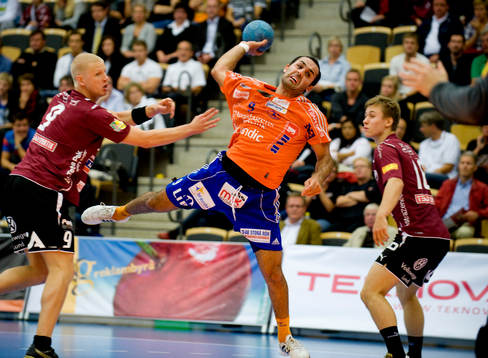 Binai Aziz, Lindesberg och Mikael Söndergaard och Tobias