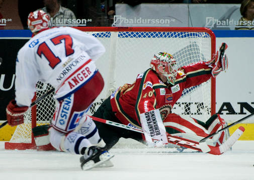 Johan Holmqvist, målvakt, Frölunda