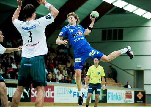 Andreas Cederholm, Skövde, skjuter