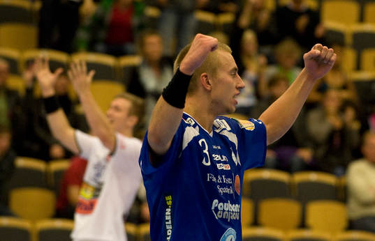 Oavgjort, både Anton Månsson och Drott jublar. Jubel