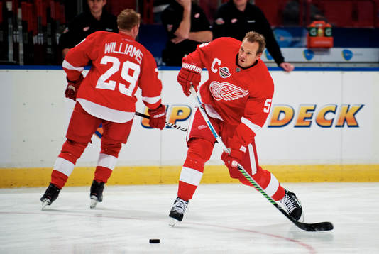 Nicklas Lidström, Detroit, värmer upp