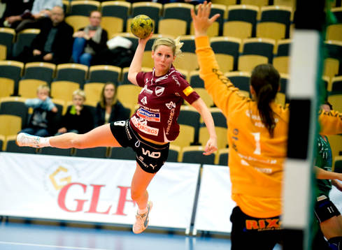 Emma Åstrand, Lugi och Anna Baldesjö, målvakt,
