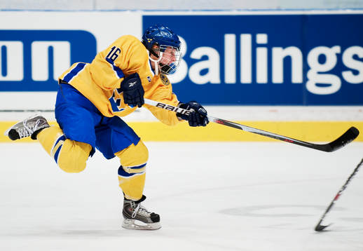 Pernilla Winberg, Sverige, skjuter mot mål
