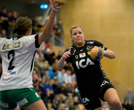Jennifer Johansson, Kärra