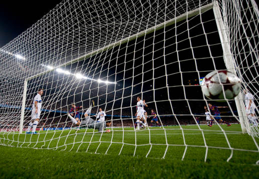 Gerard Pique, Barcelona gjorde 1-0 bakom Julio Cesar,