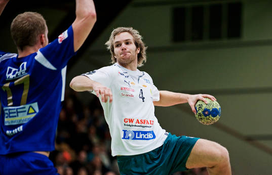 Patrik Johansson, Hammarby, skjuter mot mål