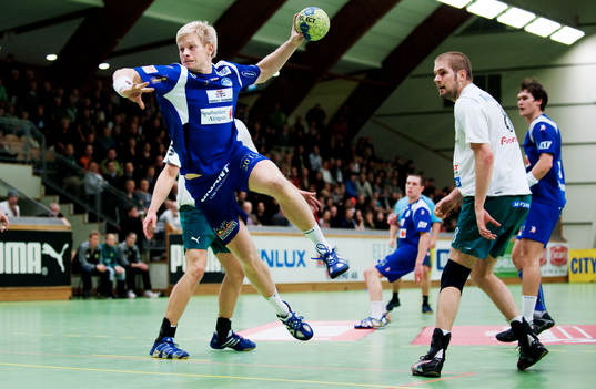 Marcus Enström, Alingsås, skjuter