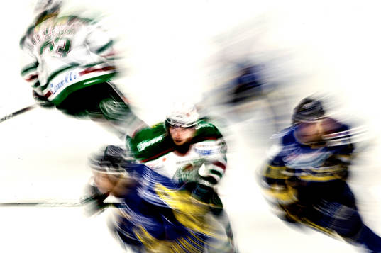 Rögle mot HV71. Genre