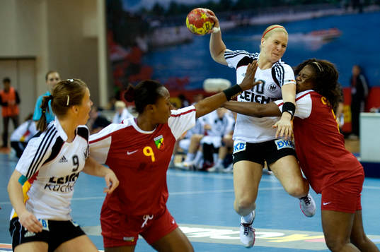 Anna Loerper, Tyskland