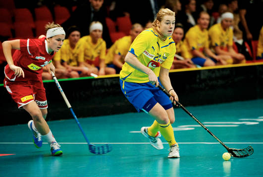 Victoria Wikström, Sverige, dribblar
