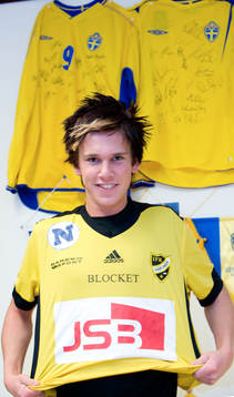 Bläddra bland fler bilder av Fotboll: André Bengtsson, 16 år, IFK Hässleholm