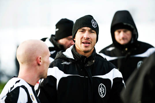 Hanrik Larsson, tränare
