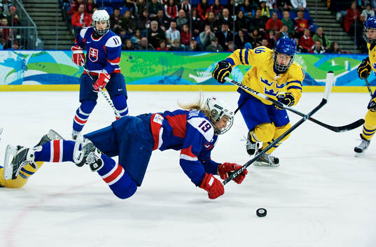 Iveta Karafiatova, Slovakien, och Pernilla Winberg, Sverige
