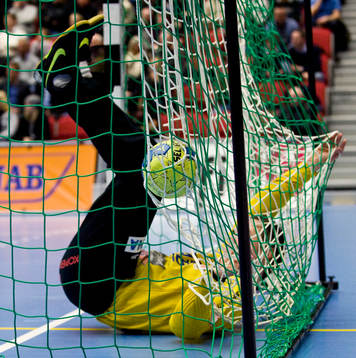 Stephen Nielsen, Målvakt, Drott