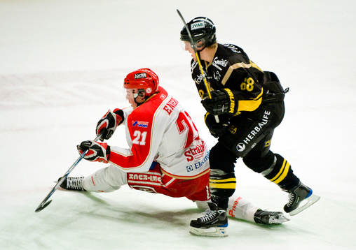 Niklas Enberg, Troja-Ljungby och Victor Ahlström,  AIK