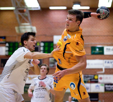 Markus Olsson, Kristianstad, gör ett av många mål