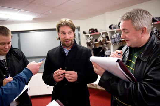 Peter Forsberg, Modo intervjuas