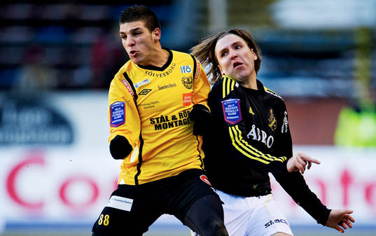Mostapha El Kabir, Mjällby, och Nils-Eric Johansson, AIK