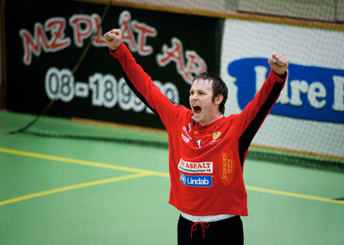 Michael Åström, målvakt Hammarby (jubel)